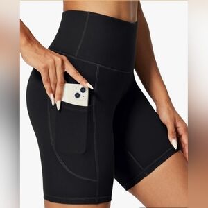 Sleek Black Bike Shorts with Pocket